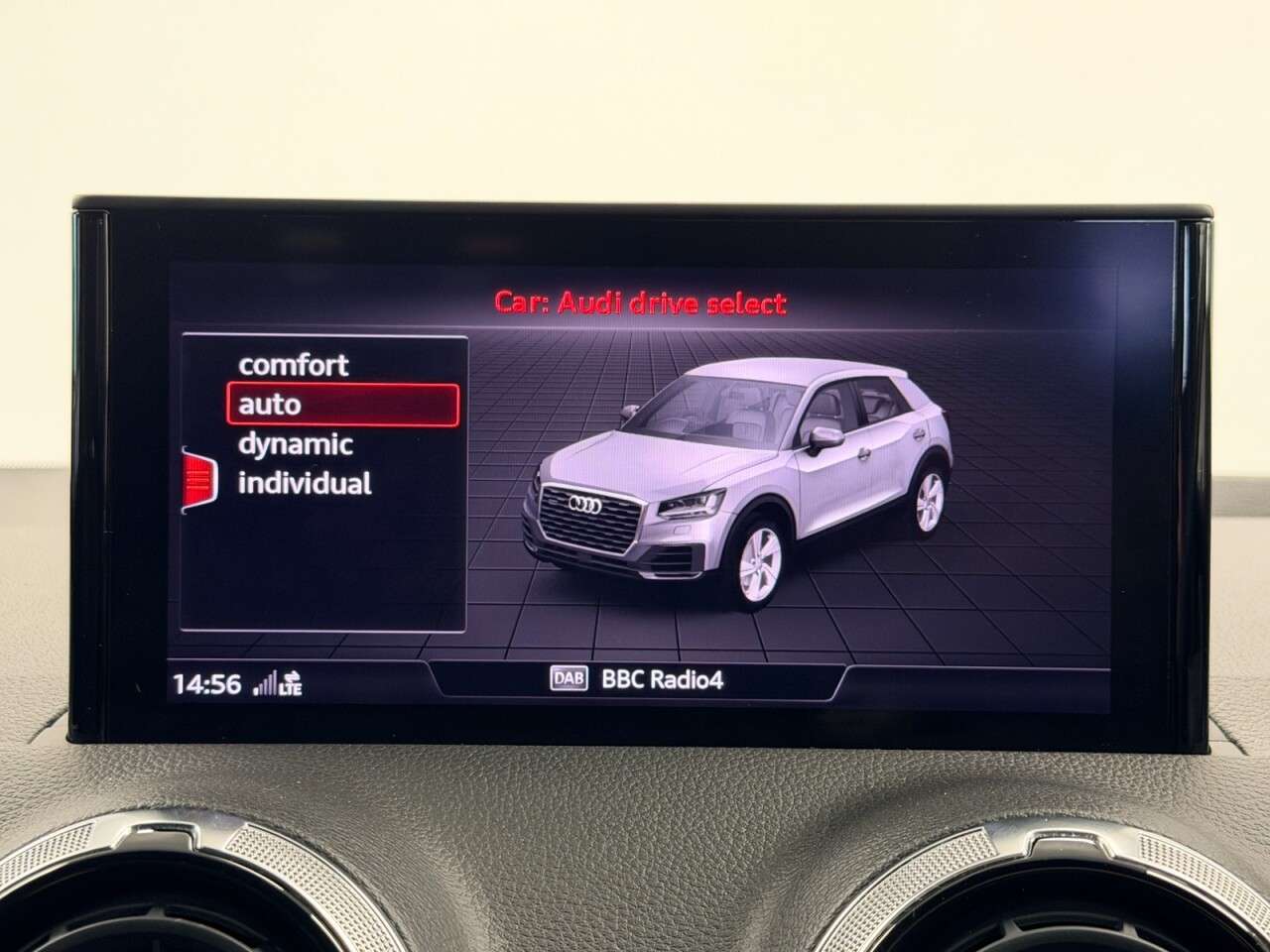 2022 AUDI Q2 2022 AUDI Q2