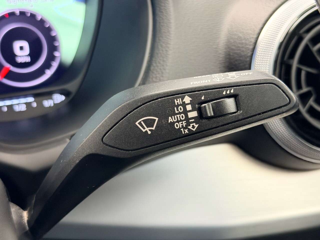 2022 AUDI Q2 2022 AUDI Q2