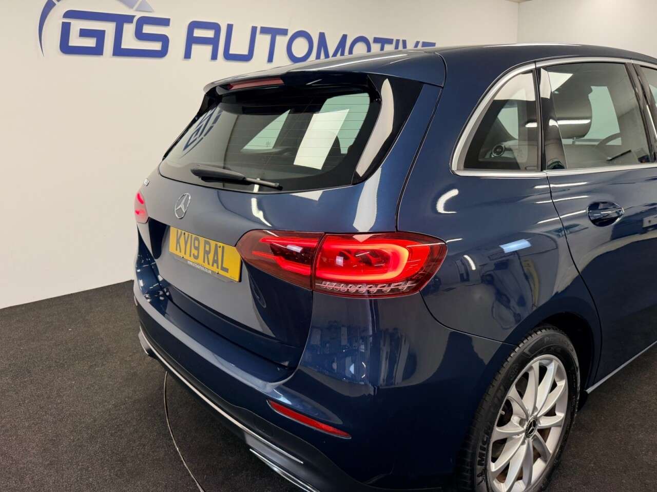 2019 MERCEDES-BENZ B CLASS 2019 MERCEDES-BENZ B CLASS