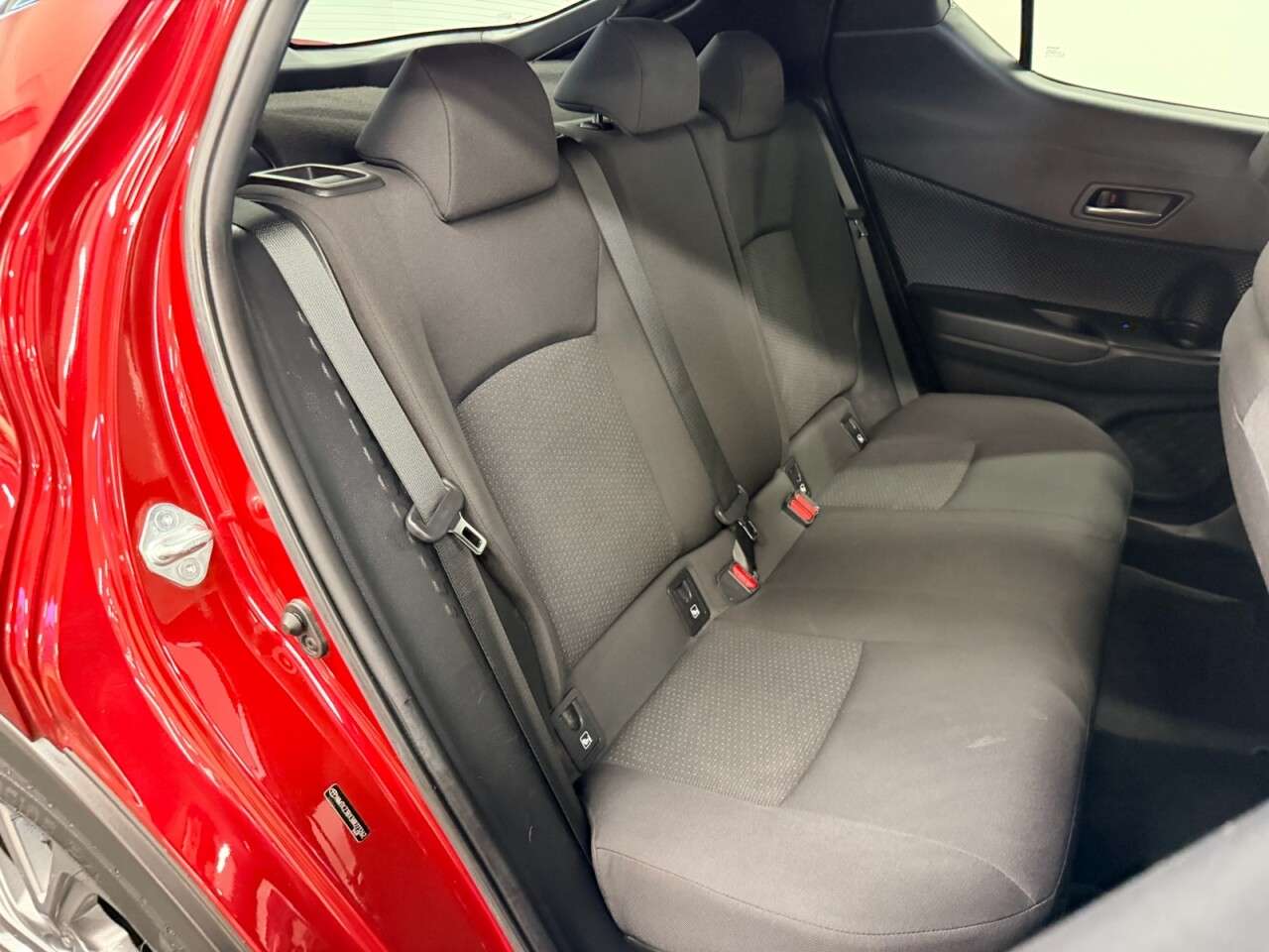 2019 TOYOTA C-HR 2019 TOYOTA C-HR