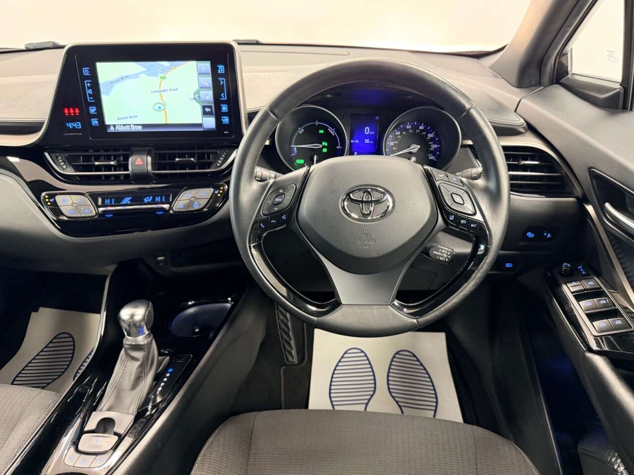 2019 TOYOTA C-HR 2019 TOYOTA C-HR