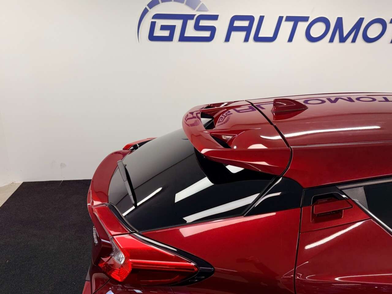 2019 TOYOTA C-HR 2019 TOYOTA C-HR