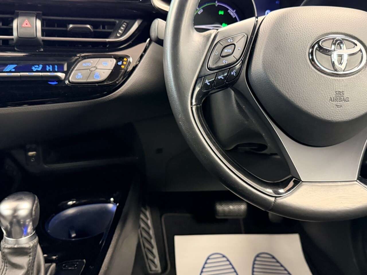 2019 TOYOTA C-HR 2019 TOYOTA C-HR