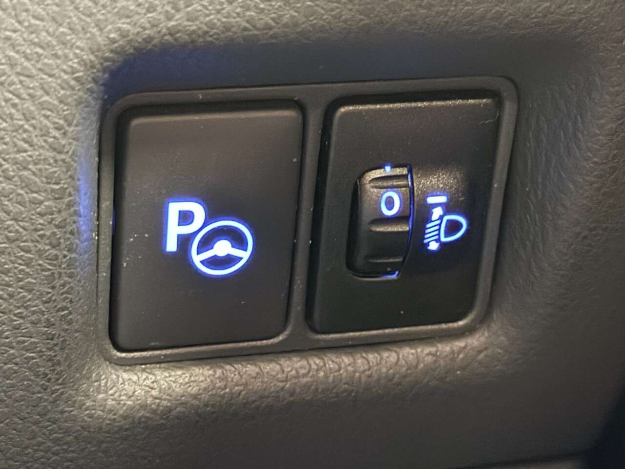 2019 TOYOTA C-HR 2019 TOYOTA C-HR