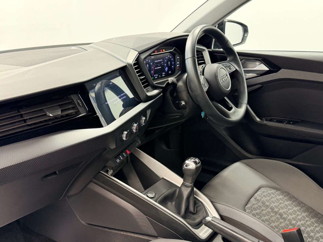 2021 AUDI A1 2021 AUDI A1