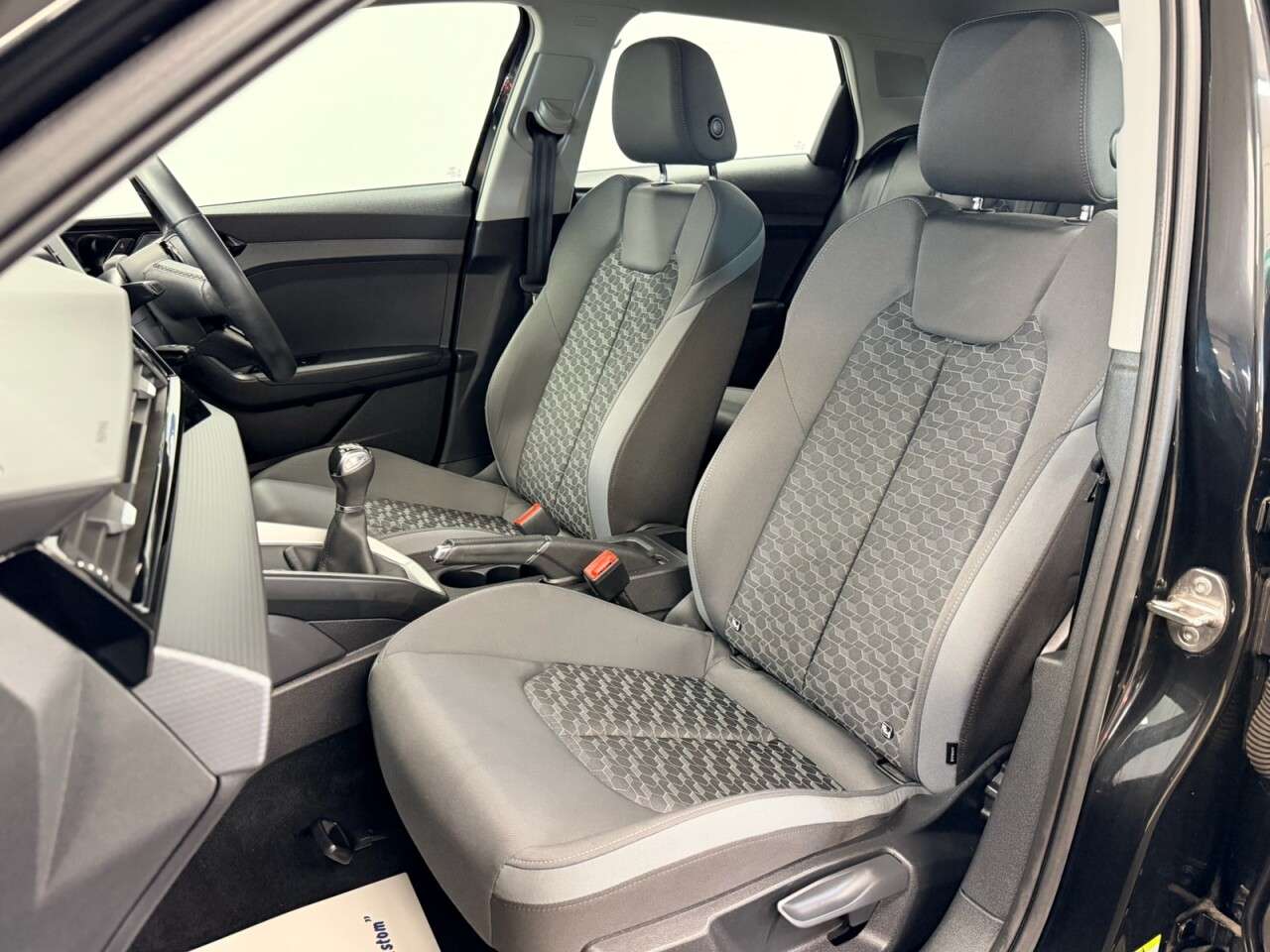 2021 AUDI A1 2021 AUDI A1