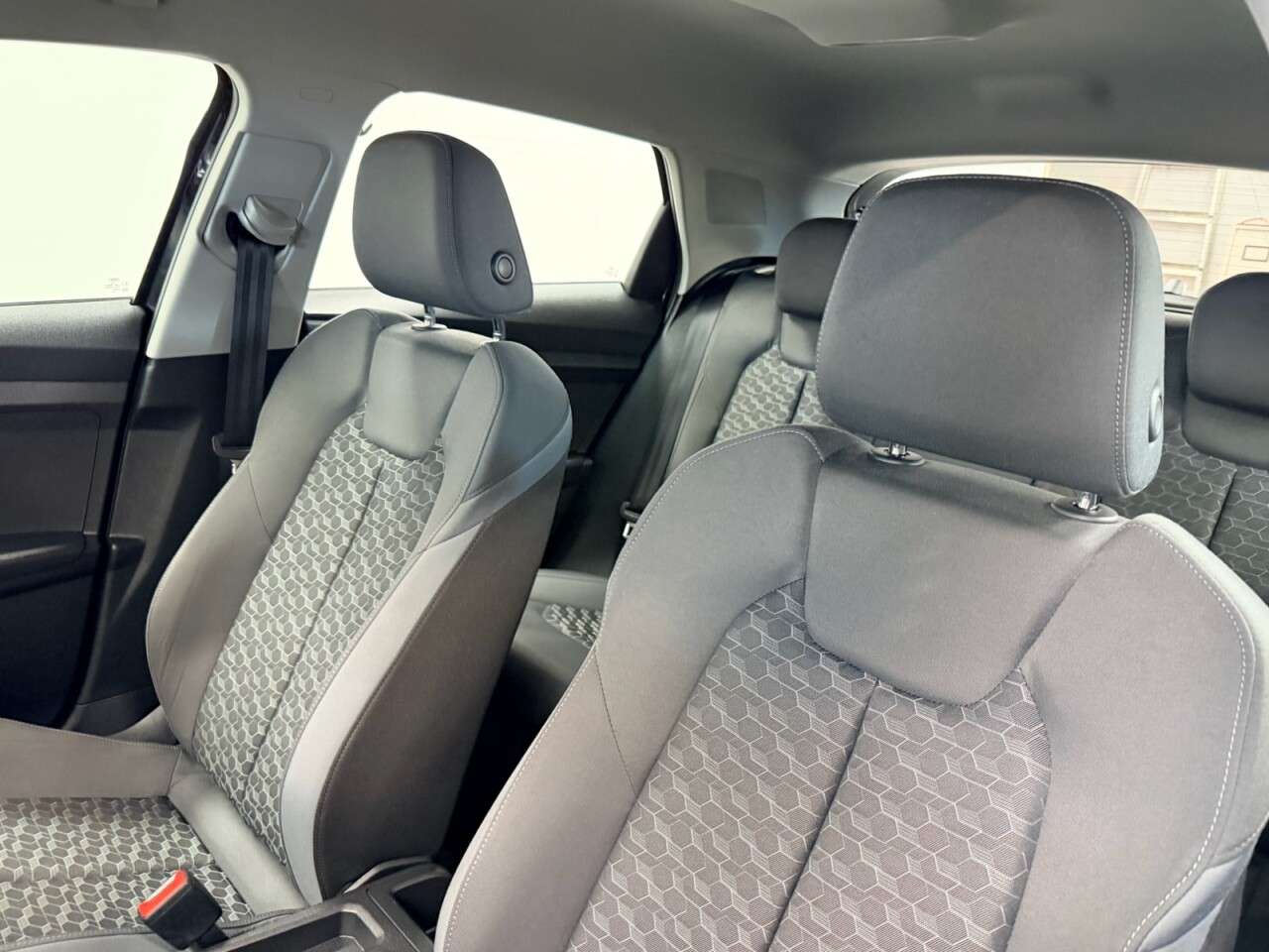 2021 AUDI A1 2021 AUDI A1