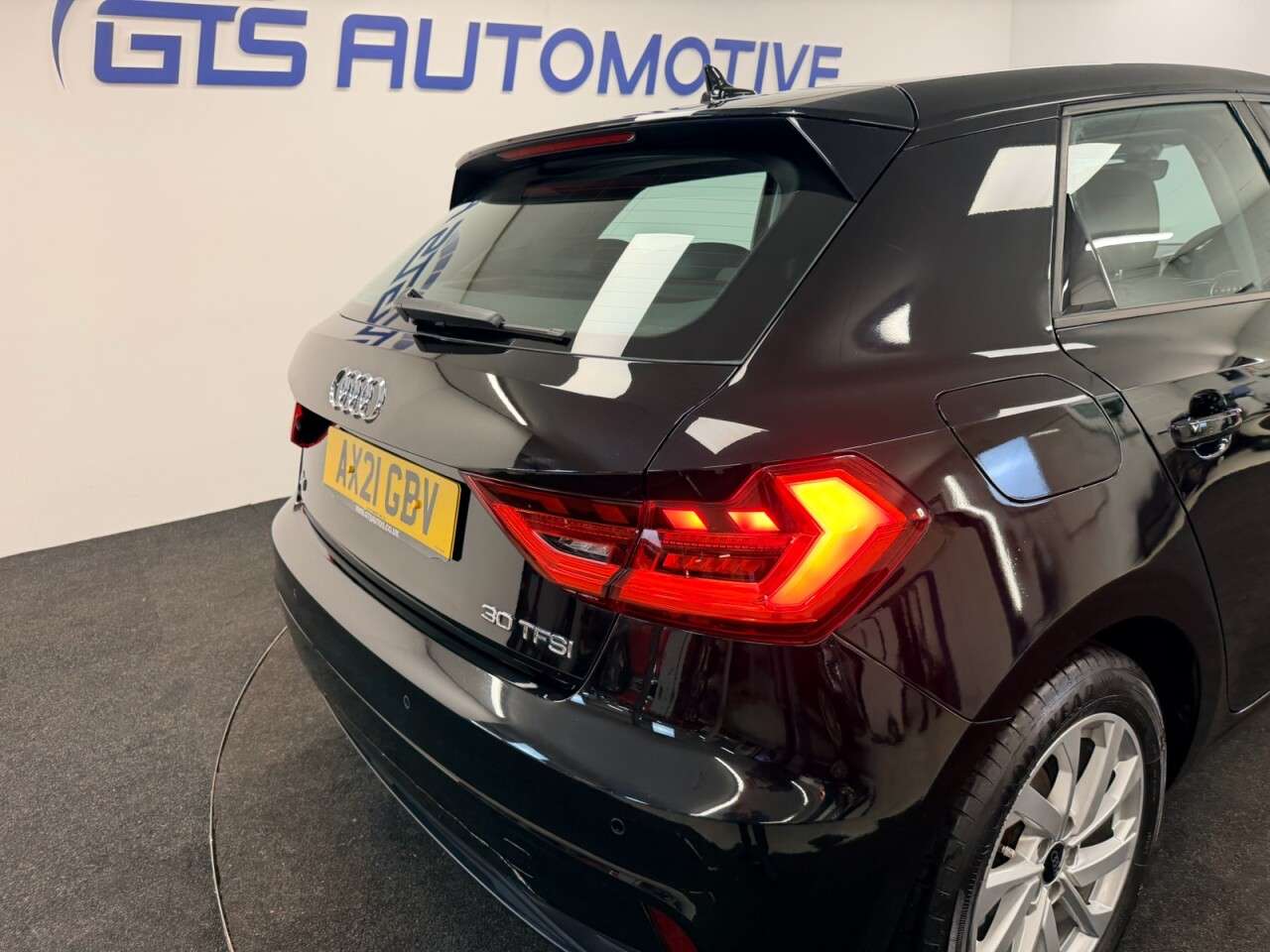 2021 AUDI A1 2021 AUDI A1