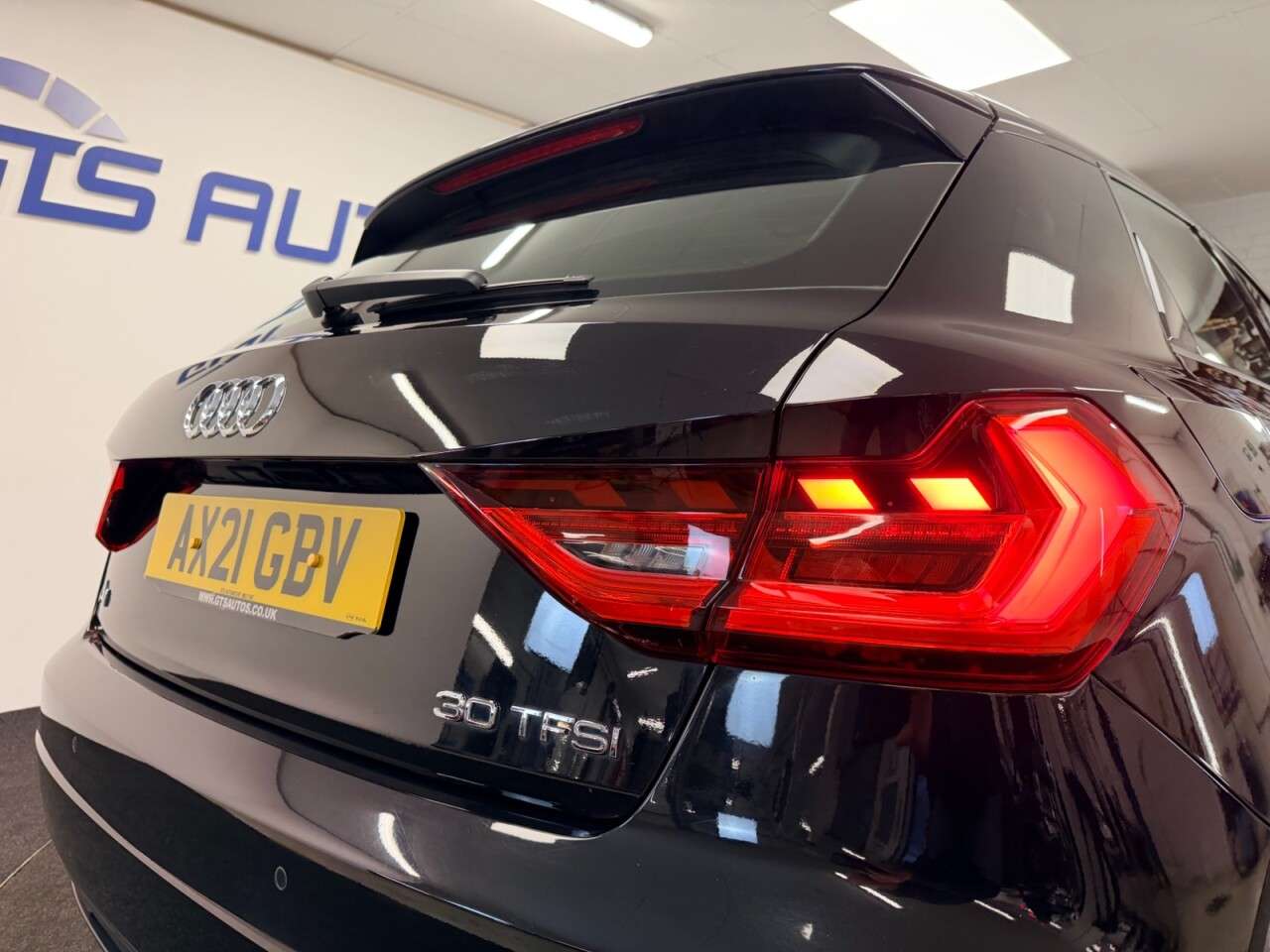 2021 AUDI A1 2021 AUDI A1