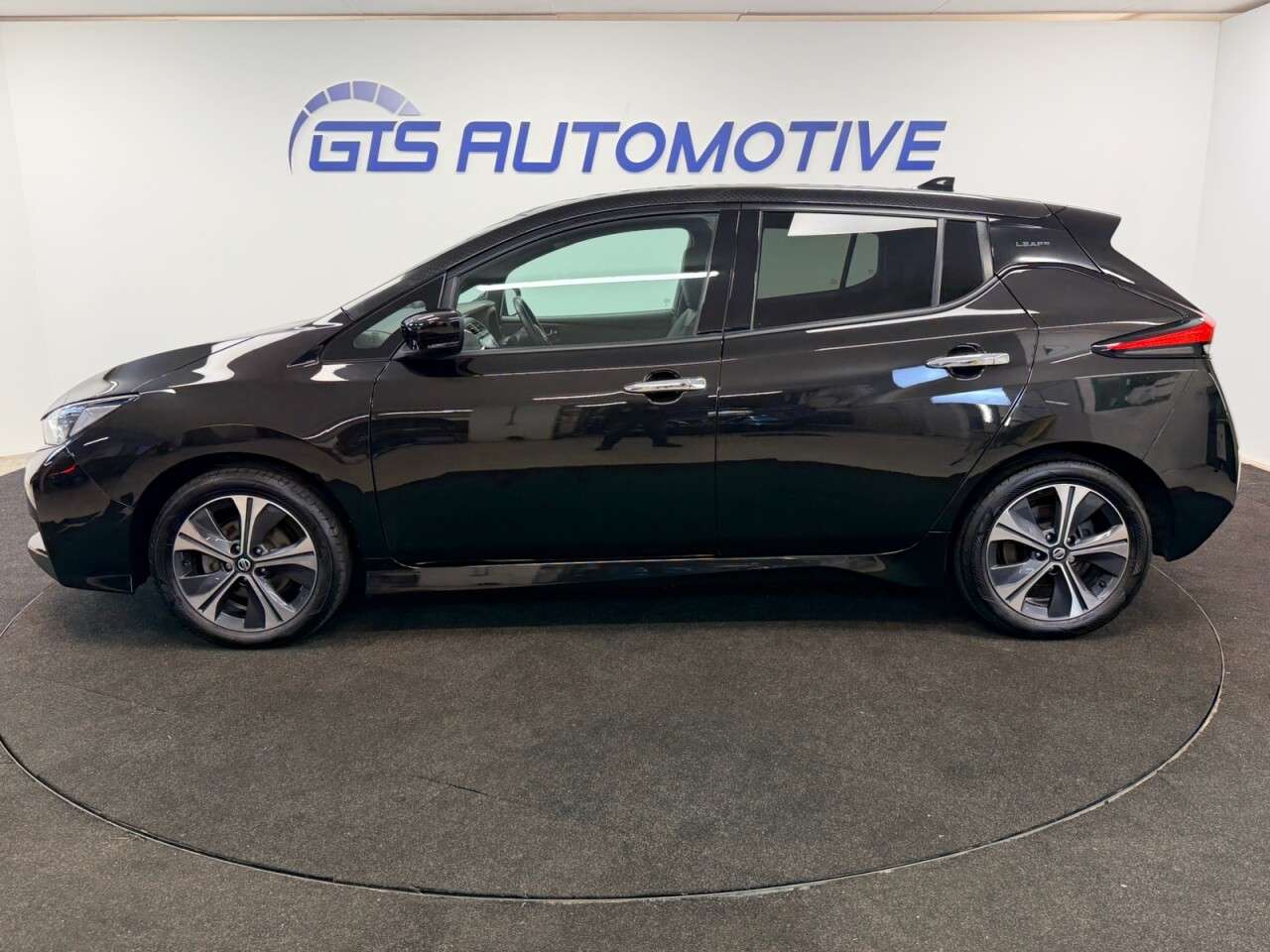 2021 NISSAN LEAF 2021 NISSAN LEAF