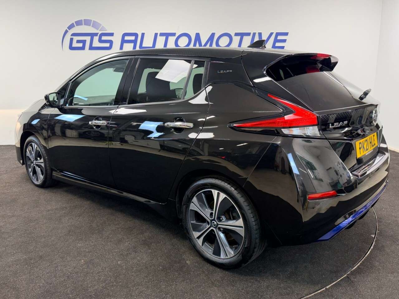 2021 NISSAN LEAF 2021 NISSAN LEAF