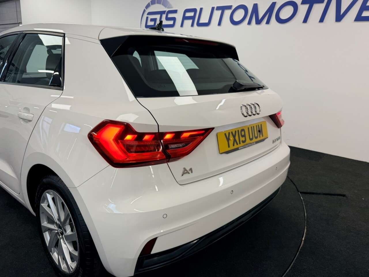 2019 AUDI A1 SPORTBACK 2019 AUDI A1 SPORTBACK