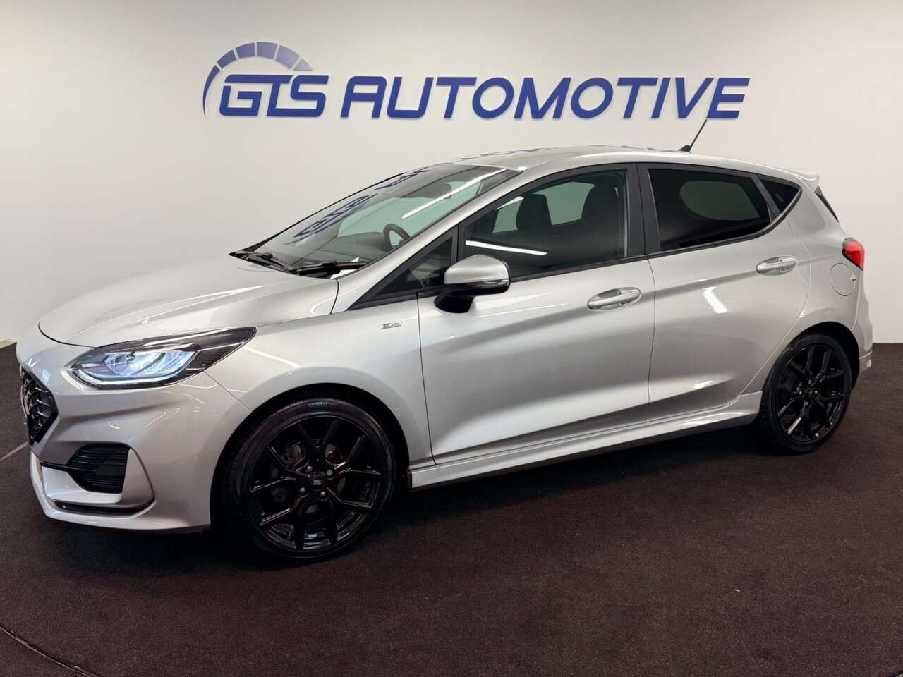 A 2022 FORD FIESTA 1.0T ECOBOOST ST-LINE FIVE DOOR 100 BHP + SAT NAV + PARKING SENSORS SIX MON A 2022 FORD FIESTA 1.0T ECOBOOST ST-LINE FIVE DOOR 100 BHP + SAT NAV + PARKING SENSORS SIX MON