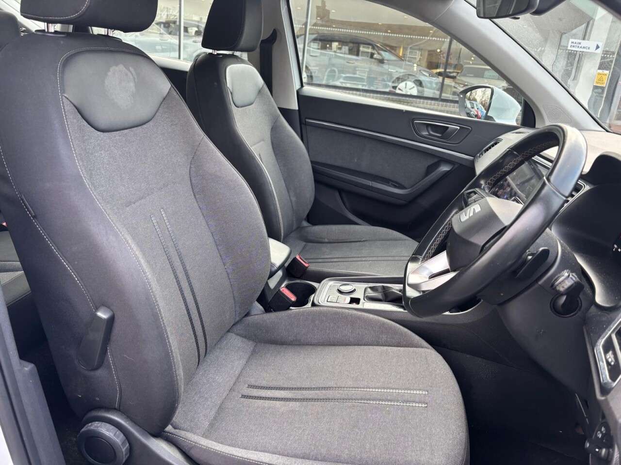 A 2022 SEAT ATECA 1.5 TSI EVO SE TECHNOLOGY DSG AUTO 150 BHP + SAT NAV + PARKING SENSORS A 2022 SEAT ATECA 1.5 TSI EVO SE TECHNOLOGY DSG AUTO 150 BHP + SAT NAV + PARKING SENSORS