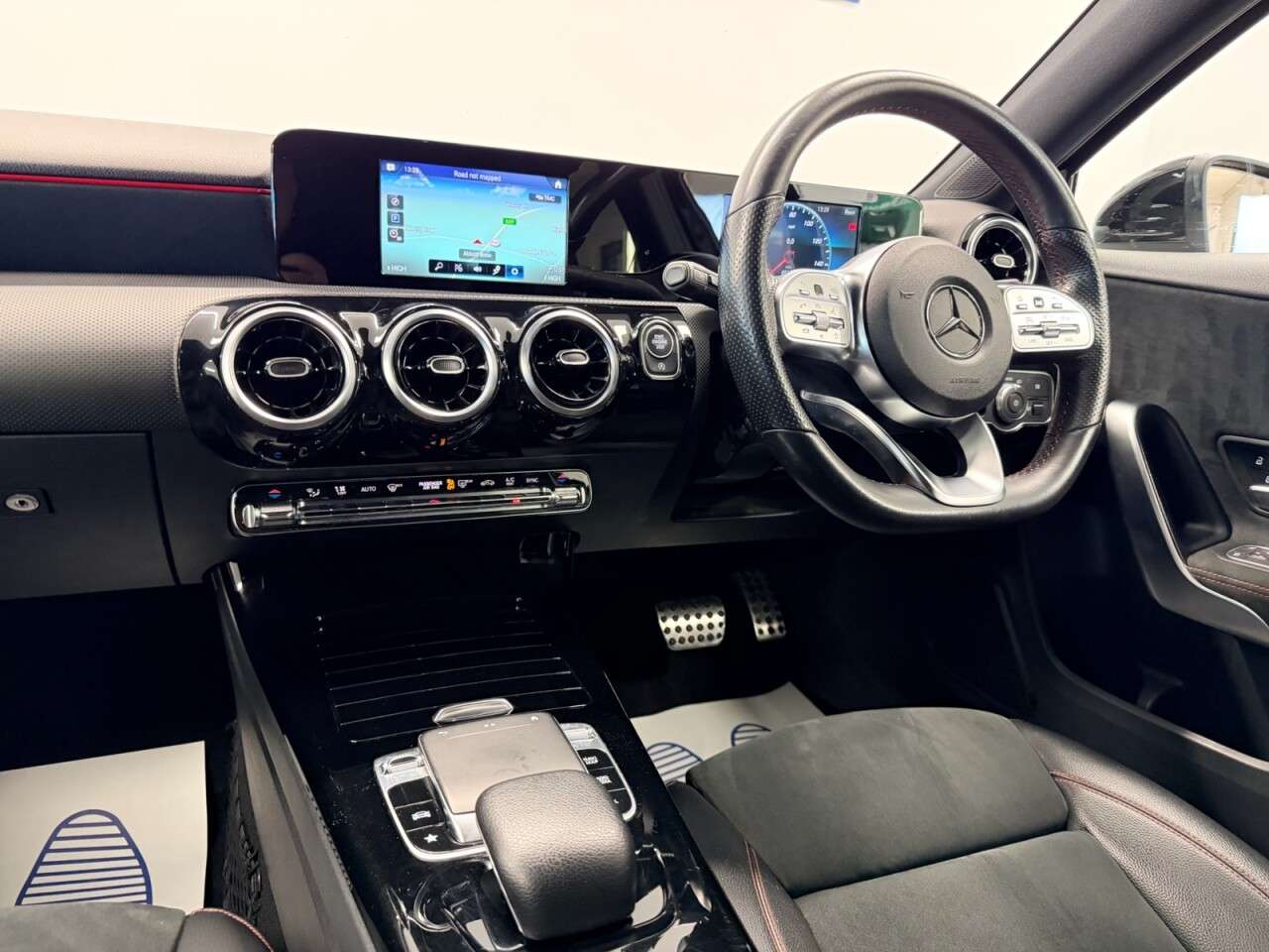 2019 MERCEDES-BENZ A CLASS 2019 MERCEDES-BENZ A CLASS