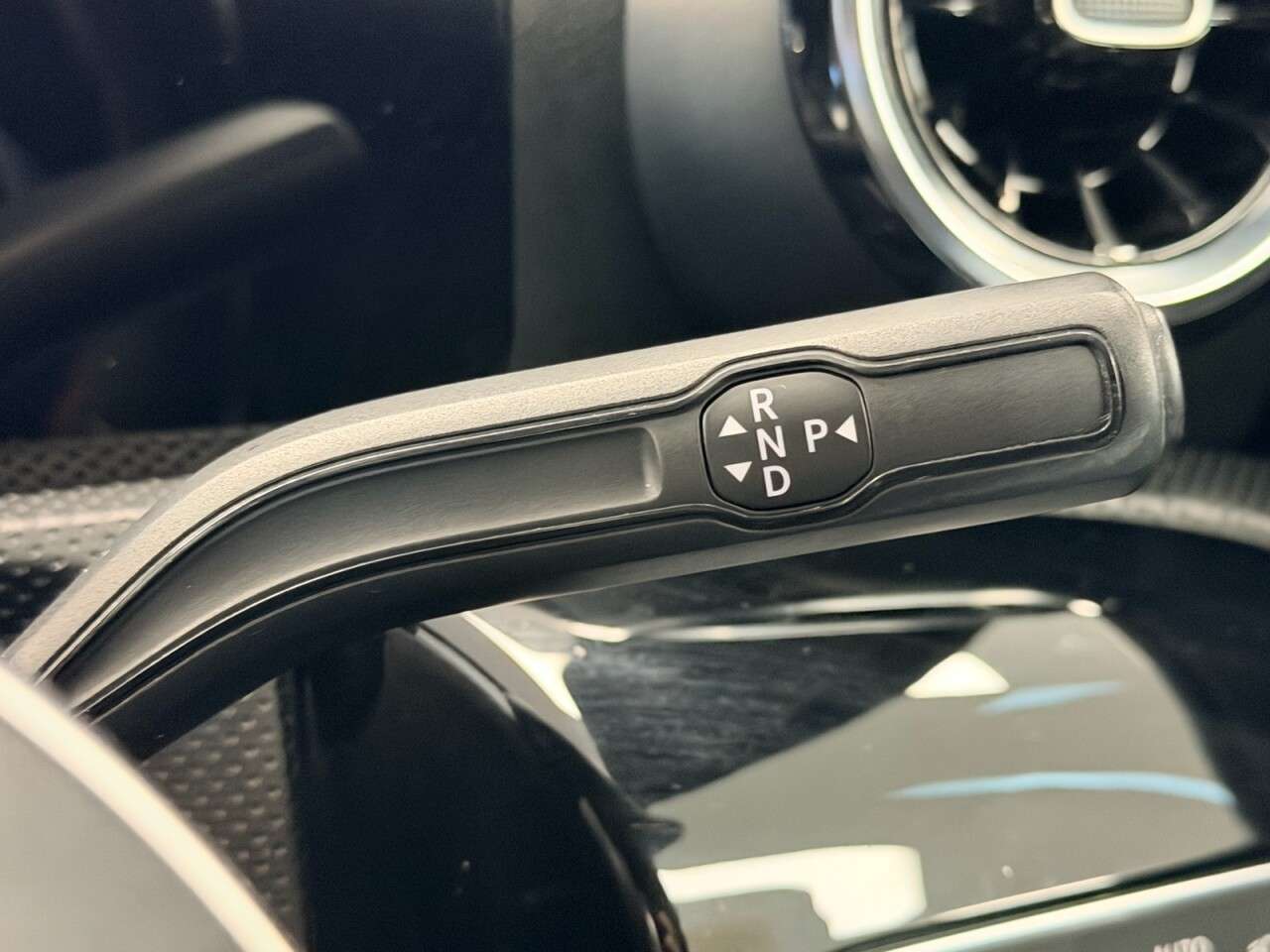 2019 MERCEDES-BENZ A CLASS 2019 MERCEDES-BENZ A CLASS