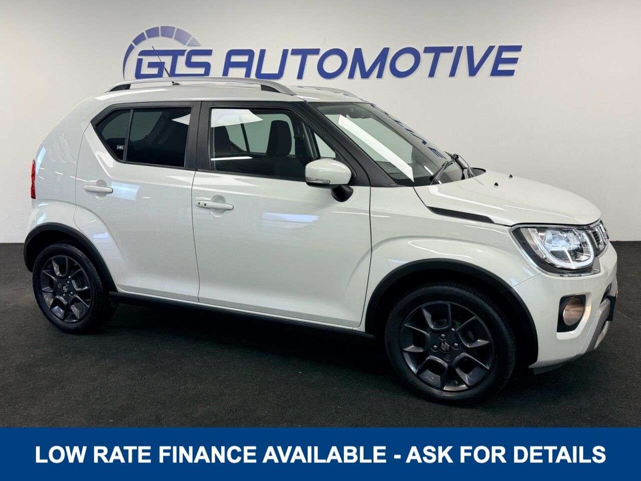 A 2023 SUZUKI IGNIS 1.2 DUALJET MHEV SZ5 HYBRID CVT AUTO + SAT NAV + REAR CAMERA + APPLE PLAY S A 2023 SUZUKI IGNIS 1.2 DUALJET MHEV SZ5 HYBRID CVT AUTO + SAT NAV + REAR CAMERA + APPLE PLAY S