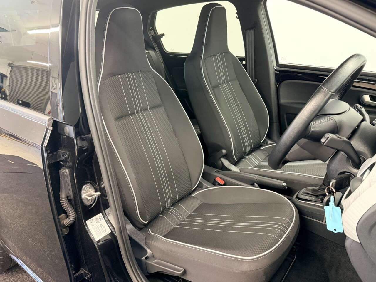 A 2021 SEAT MII 36.8kWh ELECTRIC AUTO FIVE DOOR 85 BHP A 2021 SEAT MII 36.8kWh ELECTRIC AUTO FIVE DOOR 85 BHP