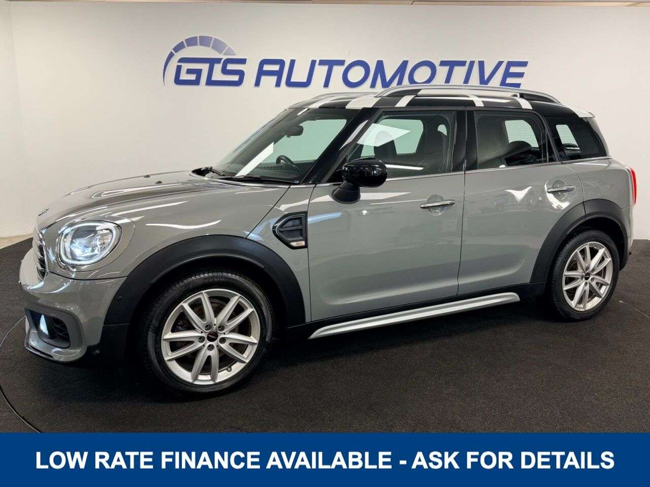 A 2020 MINI COUNTRYMAN 1.5 COOPER SPORT FIVE DOOR 135 BHP + SAT NAV + REAR CAMERA + HEATED SEATS S A 2020 MINI COUNTRYMAN 1.5 COOPER SPORT FIVE DOOR 135 BHP + SAT NAV + REAR CAMERA + HEATED SEATS S