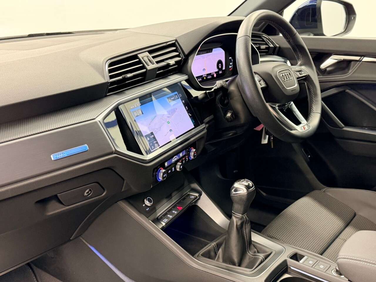 2020 AUDI Q3 2020 AUDI Q3