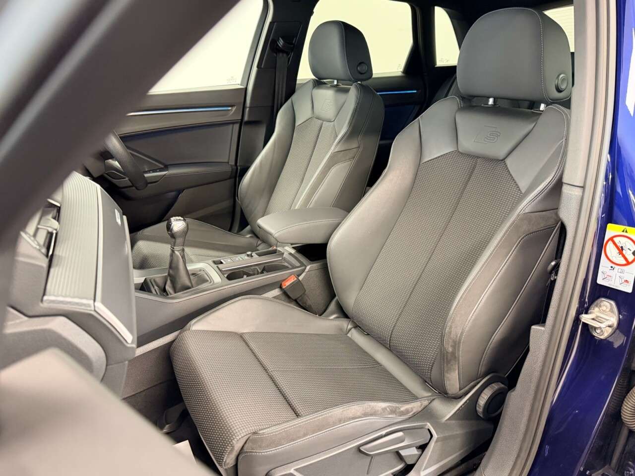 2020 AUDI Q3 2020 AUDI Q3