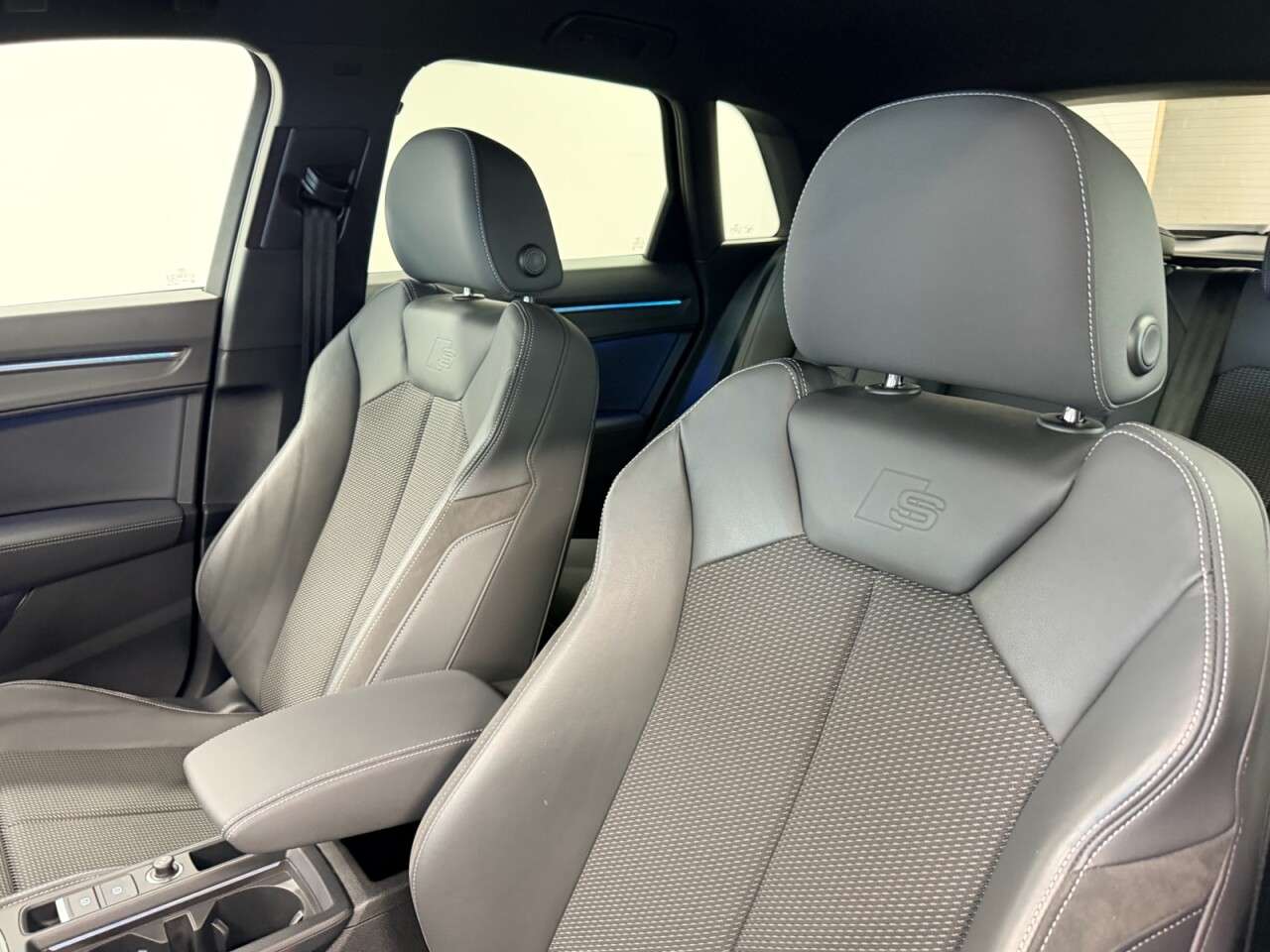 2020 AUDI Q3 2020 AUDI Q3