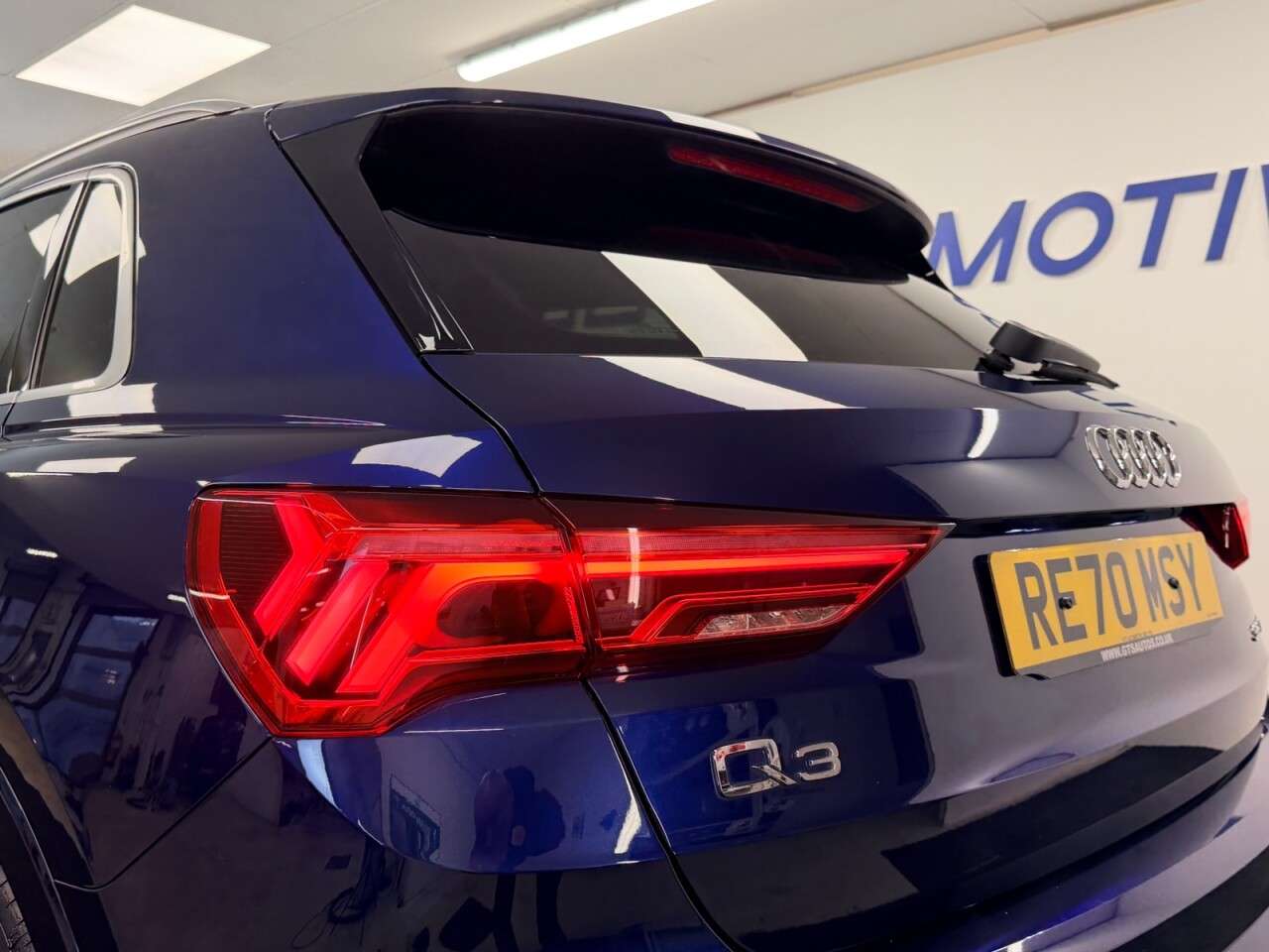 2020 AUDI Q3 2020 AUDI Q3