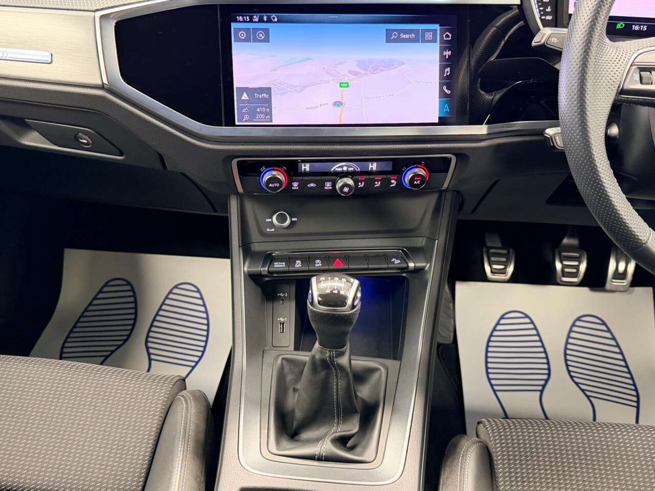 2020 AUDI Q3 2020 AUDI Q3