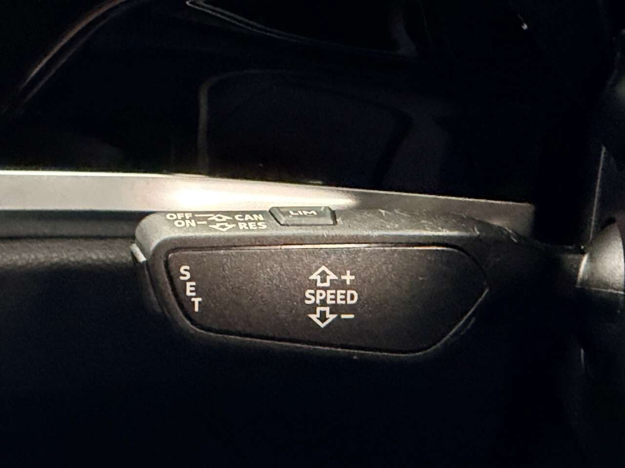 2020 AUDI Q3 2020 AUDI Q3