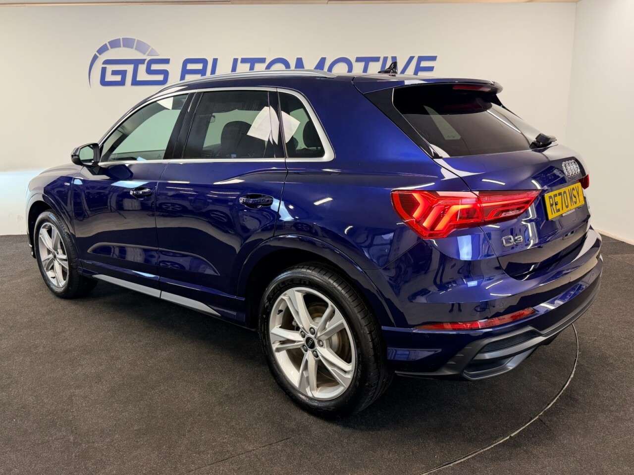 2020 AUDI Q3 2020 AUDI Q3