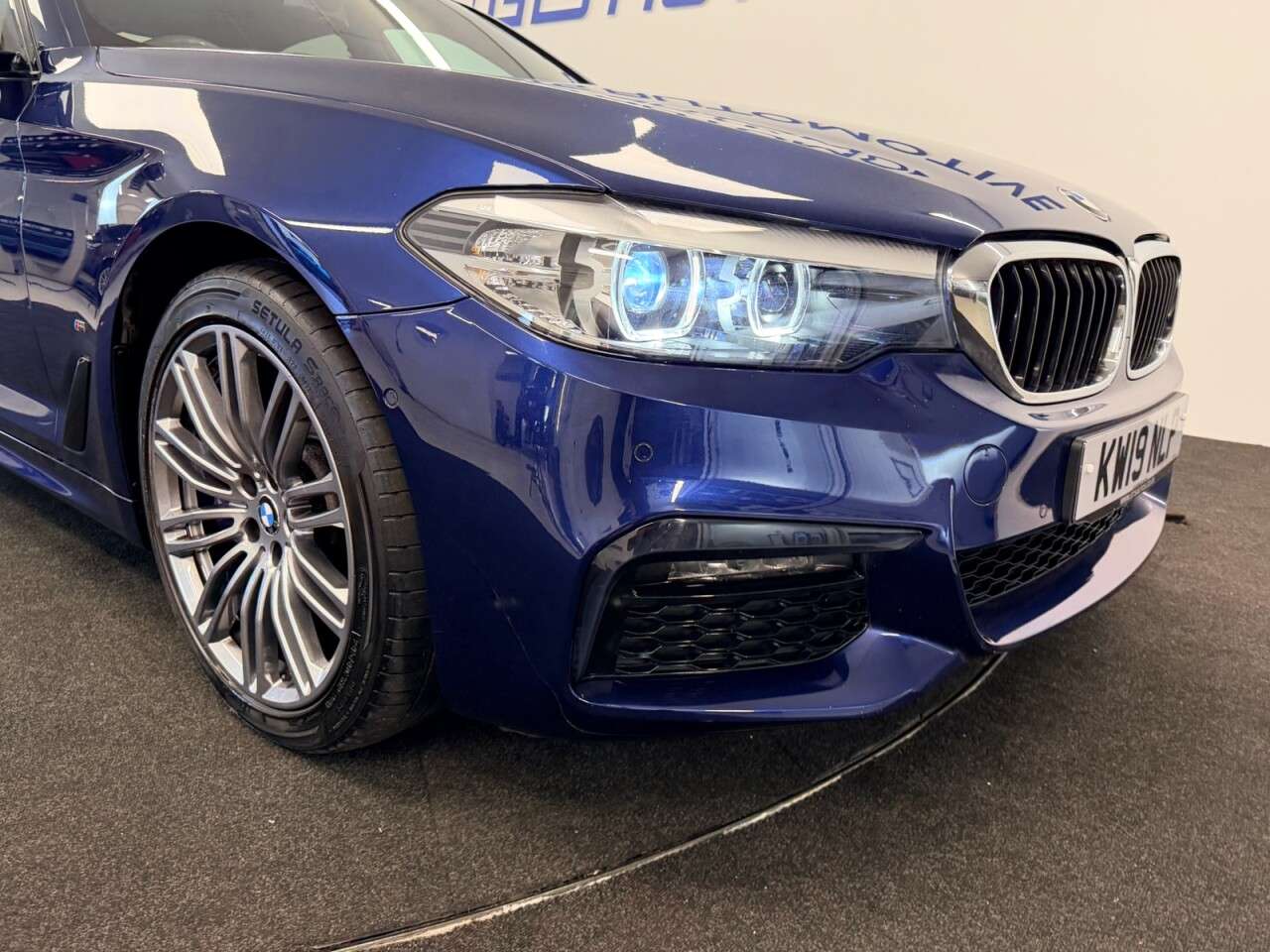 2019 BMW 5 SERIES 2019 BMW 5 SERIES