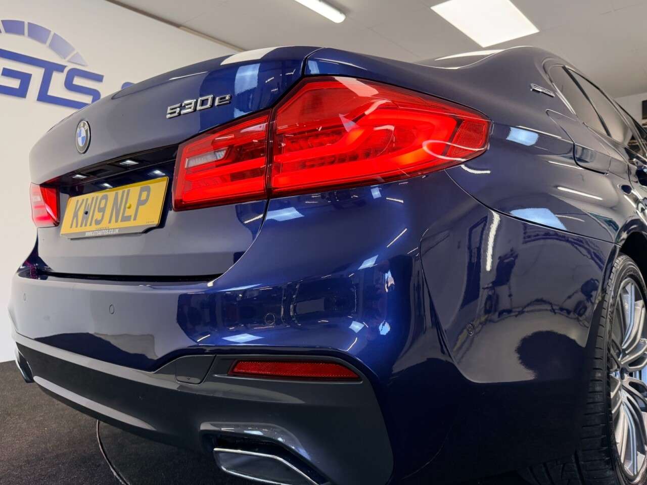 2019 BMW 5 SERIES 2019 BMW 5 SERIES