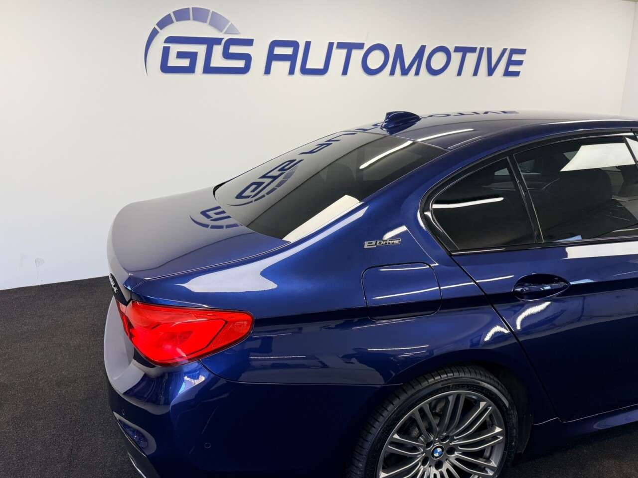 2019 BMW 5 SERIES 2019 BMW 5 SERIES