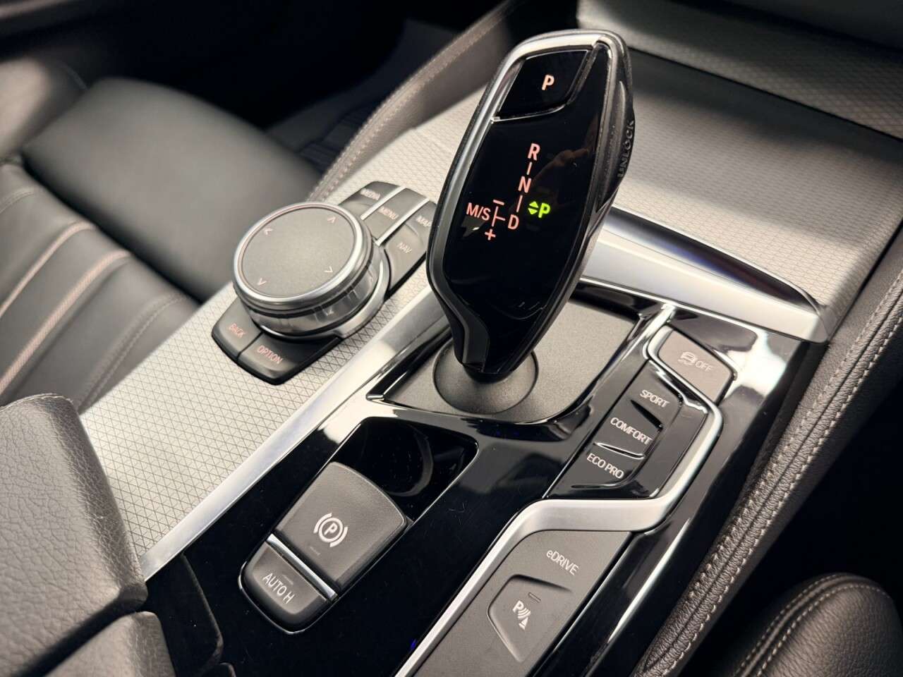 2019 BMW 5 SERIES 2019 BMW 5 SERIES