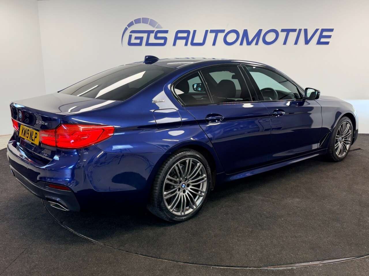 2019 BMW 5 SERIES 2019 BMW 5 SERIES