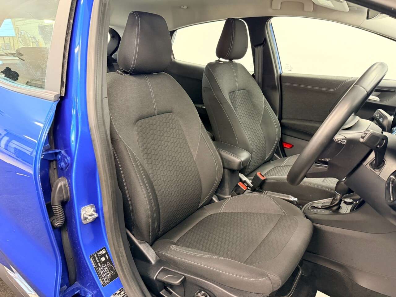 A 2022 FORD PUMA 1.0 TURBO ECOBOOST MHEV TITANIUM HYBRID DCT AUTO 125 BHP + SAT NAV + PARKIN A 2022 FORD PUMA 1.0 TURBO ECOBOOST MHEV TITANIUM HYBRID DCT AUTO 125 BHP + SAT NAV + PARKIN