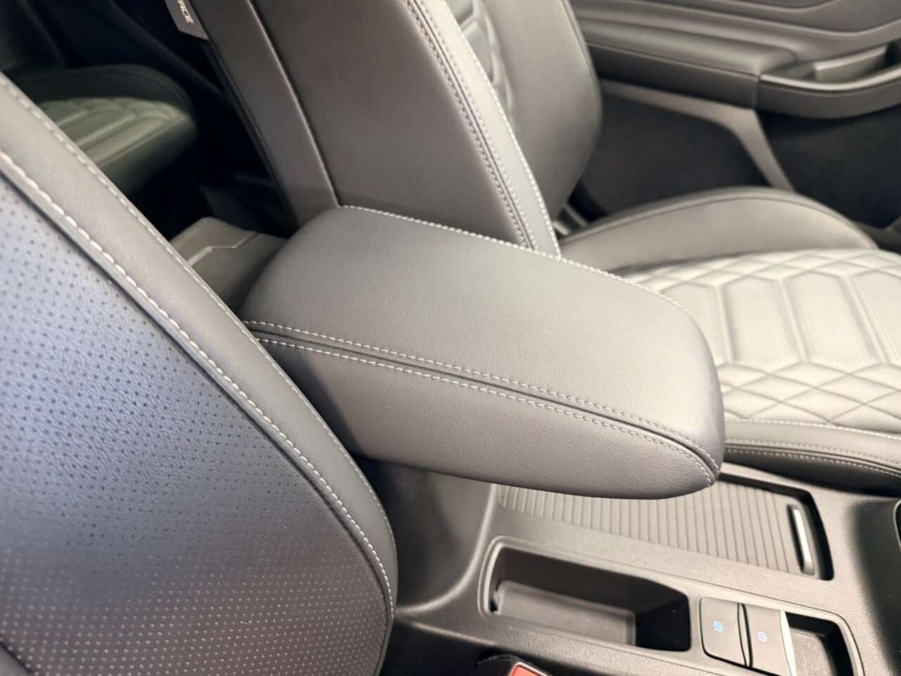 2022 FORD FOCUS 2022 FORD FOCUS