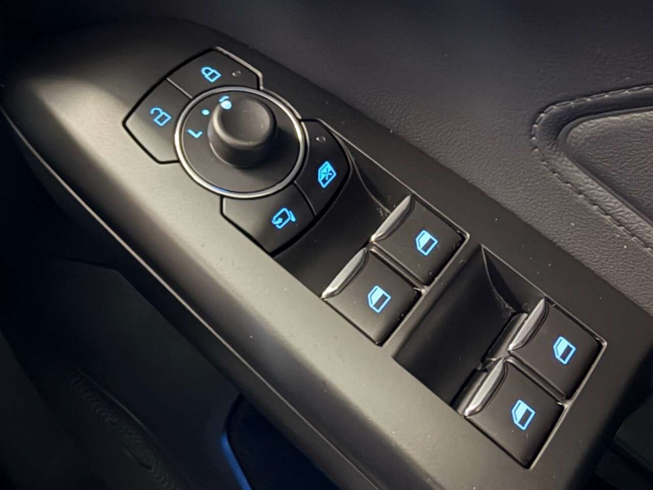 2022 FORD FOCUS 2022 FORD FOCUS