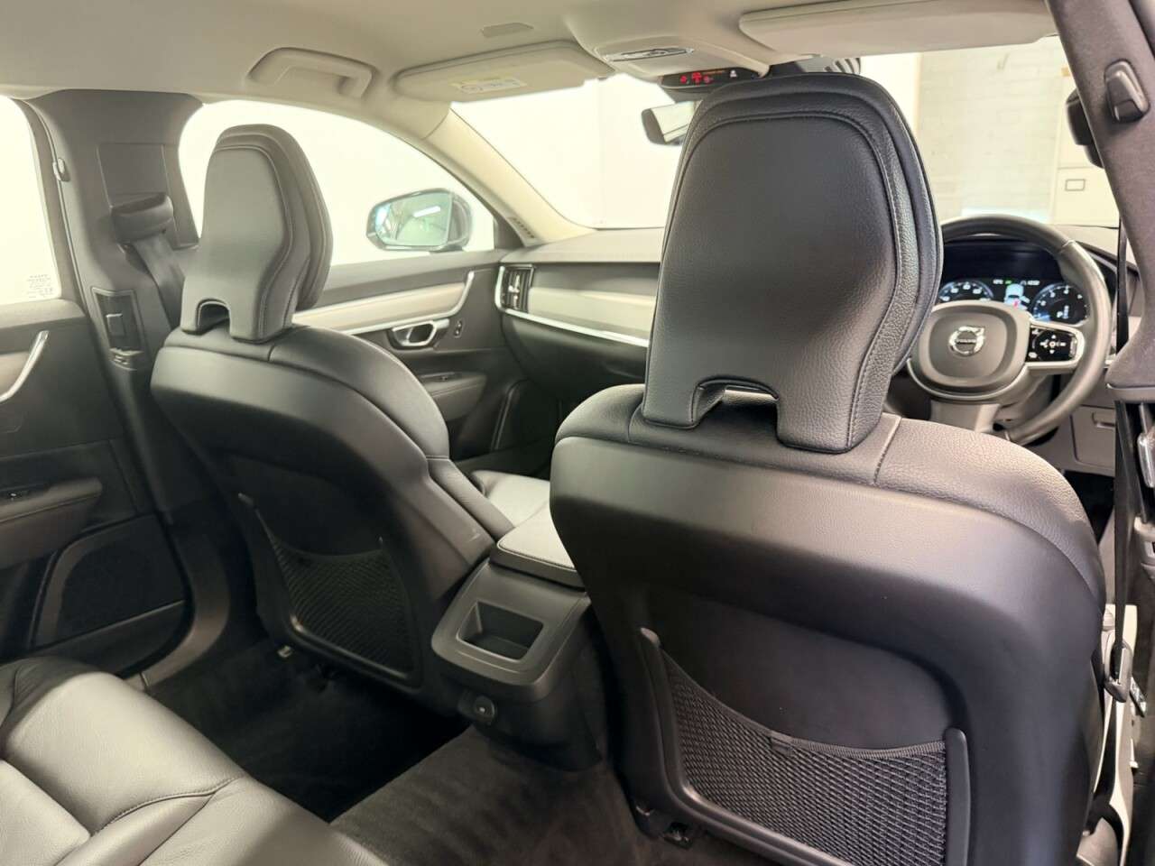 2021 VOLVO V90 2021 VOLVO V90