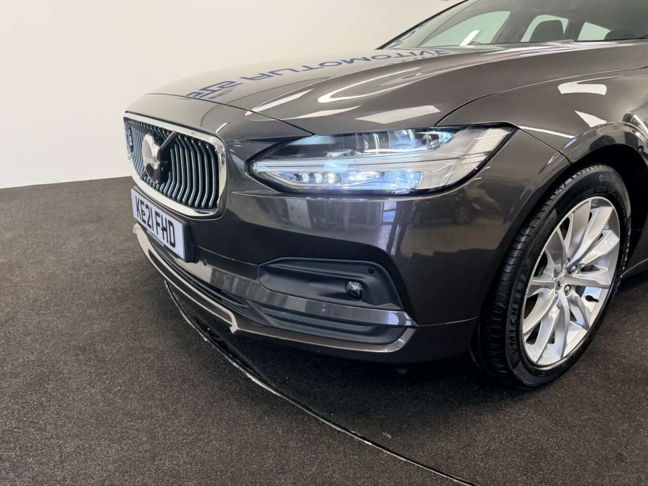 2021 VOLVO V90 2021 VOLVO V90