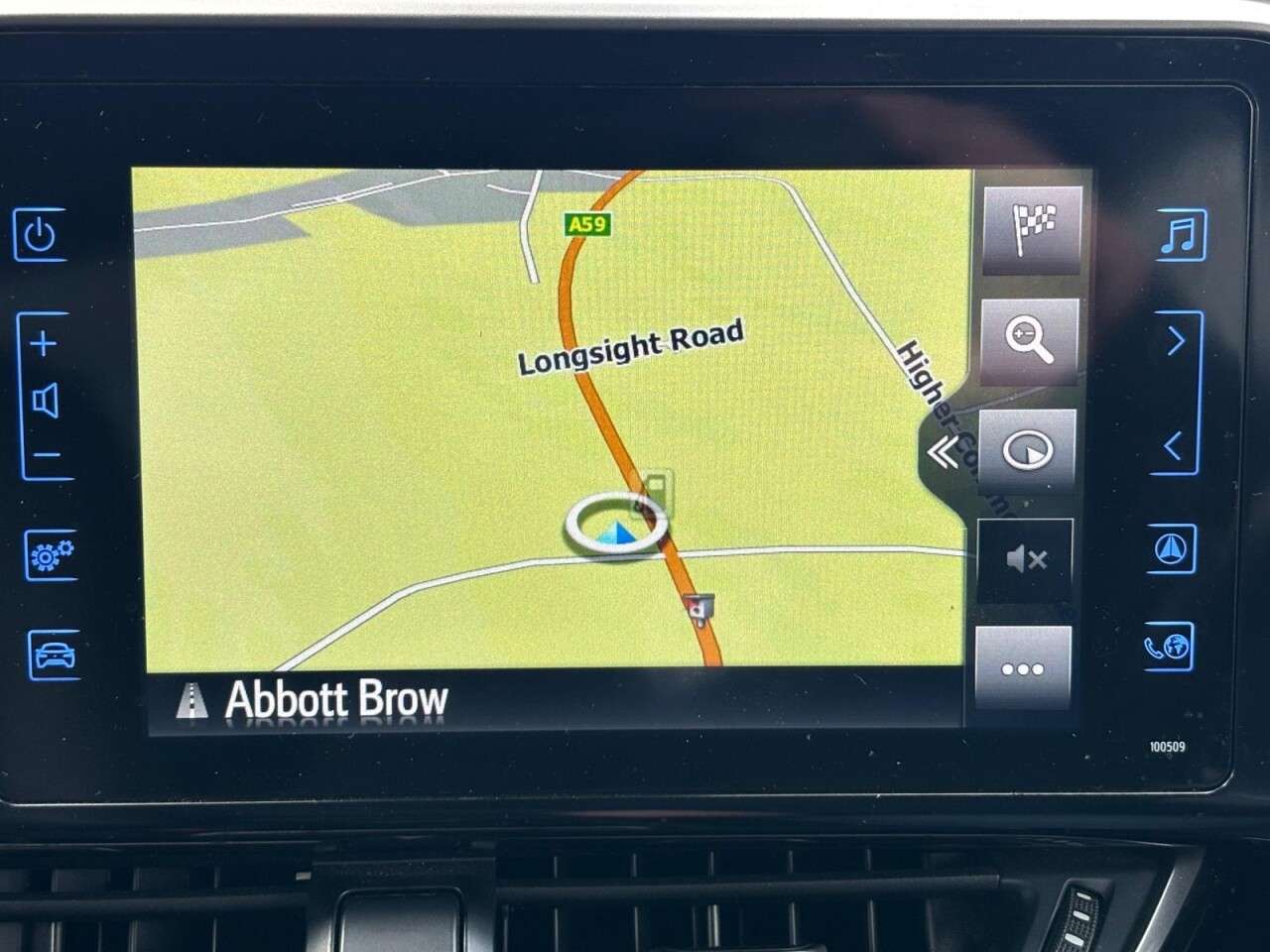 A 2019 TOYOTA C-HR 1.8 VVT-h EXCEL HYBRID CVT AUTO 122 BHP A 2019 TOYOTA C-HR 1.8 VVT-h EXCEL HYBRID CVT AUTO 122 BHP