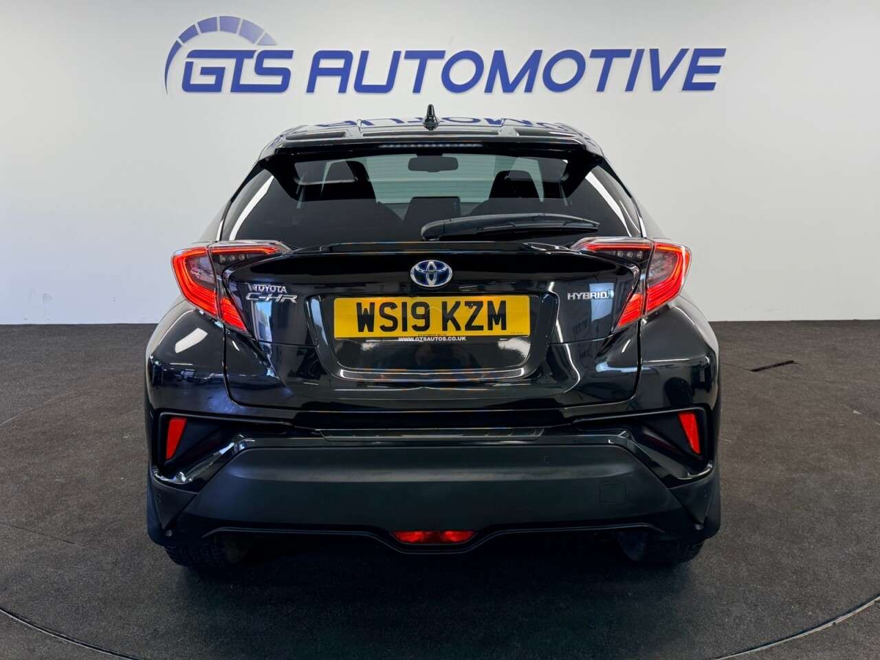 2019 TOYOTA C-HR 2019 TOYOTA C-HR