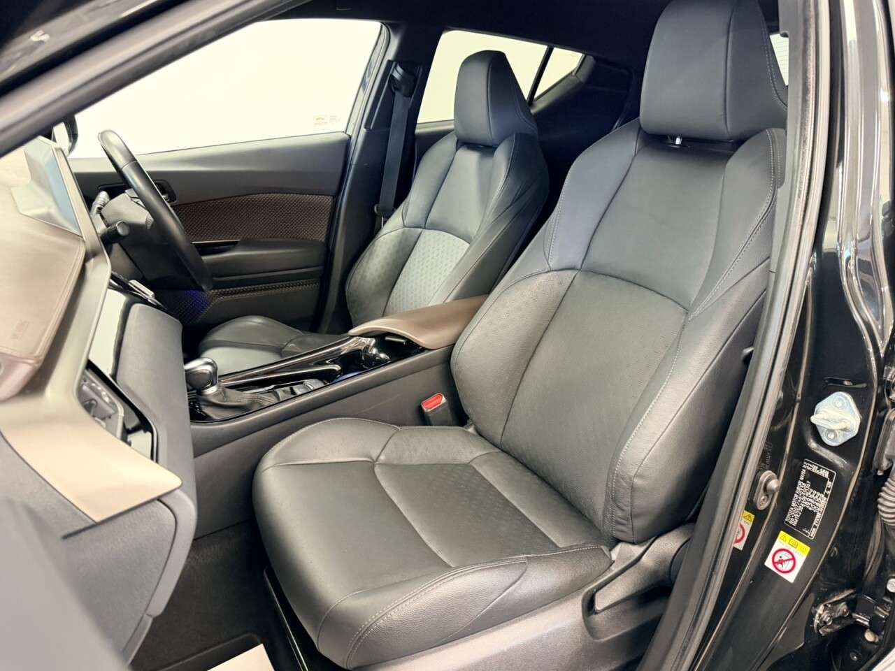 2019 TOYOTA C-HR 2019 TOYOTA C-HR