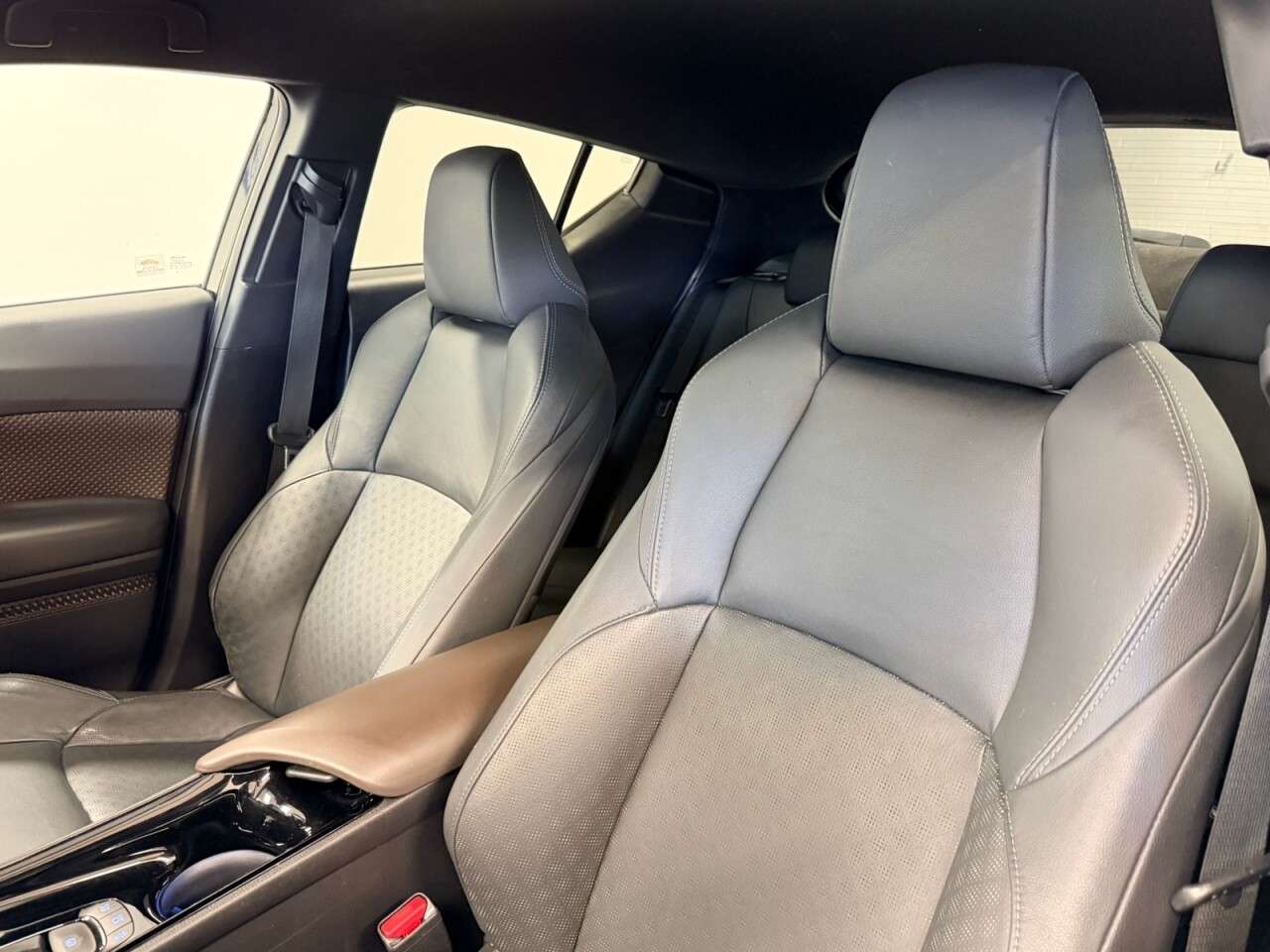 2019 TOYOTA C-HR 2019 TOYOTA C-HR