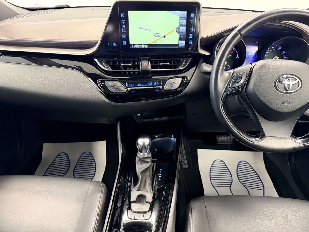 2019 TOYOTA C-HR 2019 TOYOTA C-HR