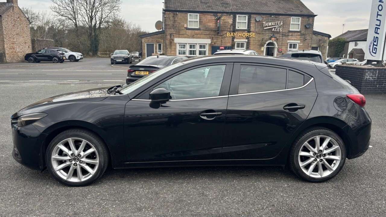 2018 MAZDA MAZDA3 2018 MAZDA MAZDA3