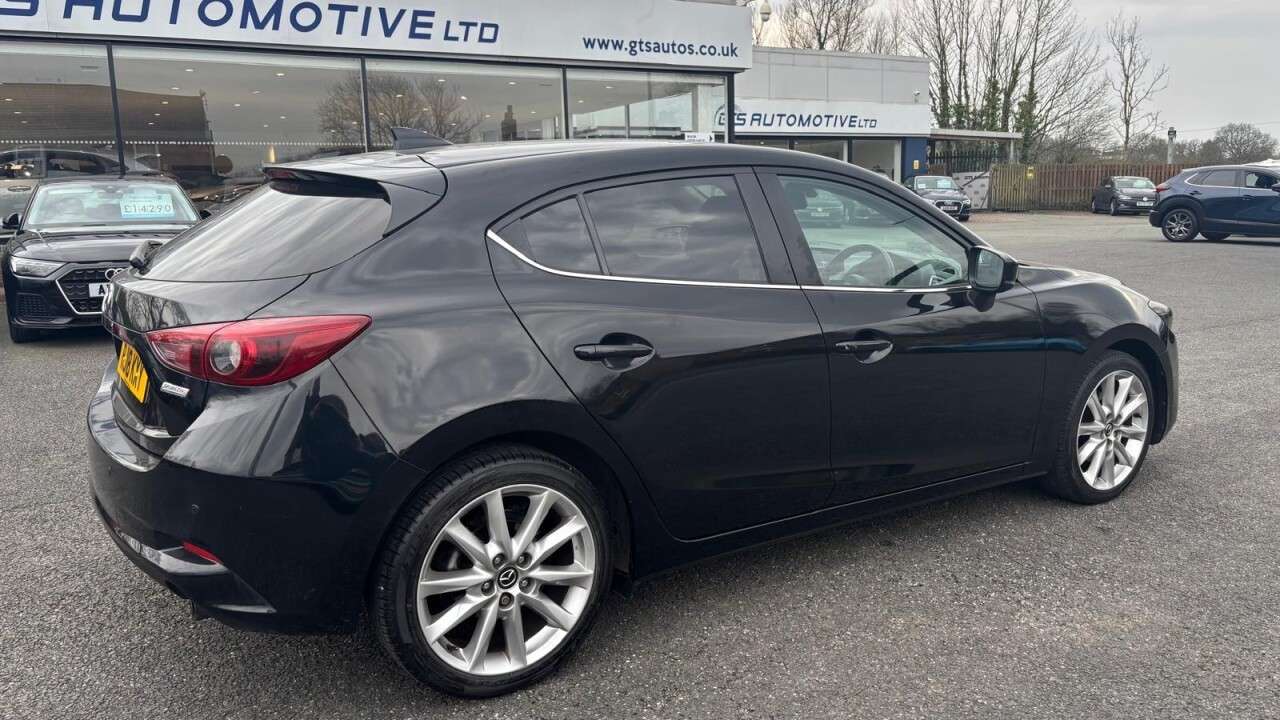2018 MAZDA MAZDA3 2018 MAZDA MAZDA3