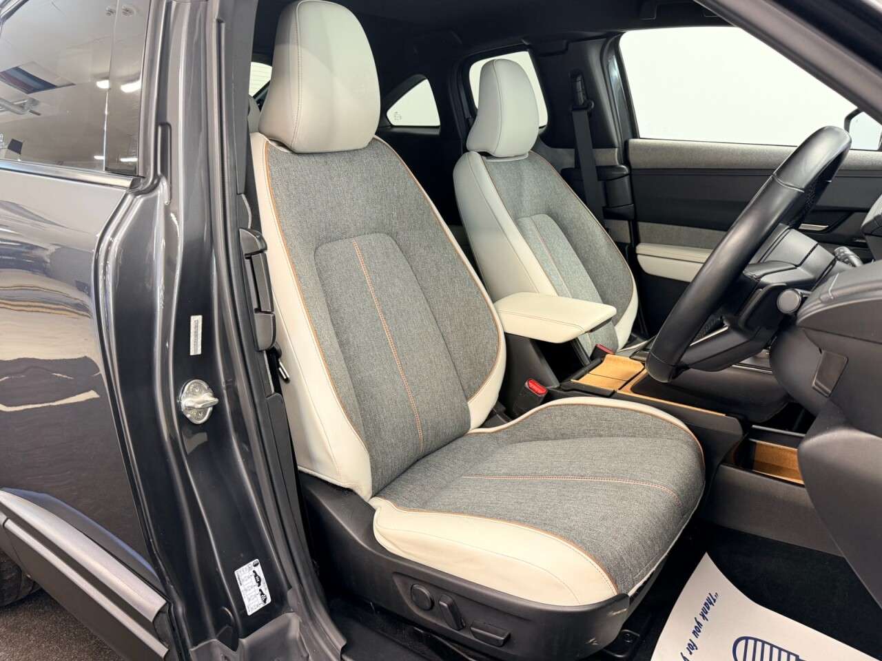 2021 MAZDA MX-30 2021 MAZDA MX-30