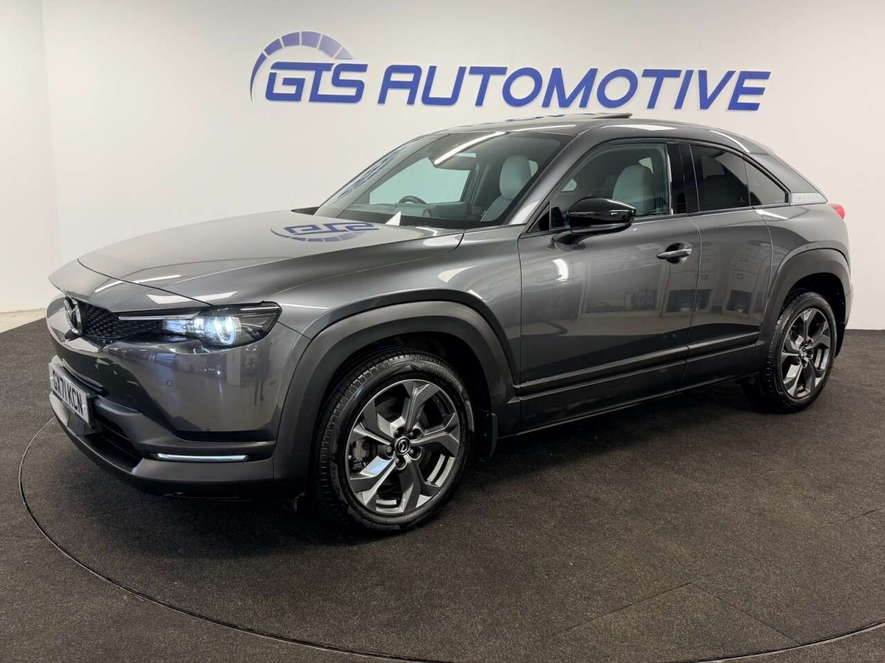 2021 MAZDA MX-30 2021 MAZDA MX-30