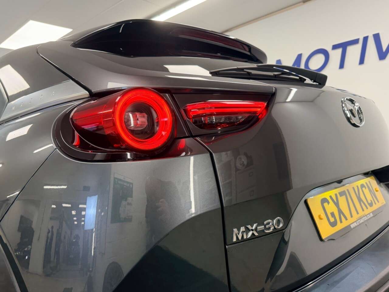 2021 MAZDA MX-30 2021 MAZDA MX-30